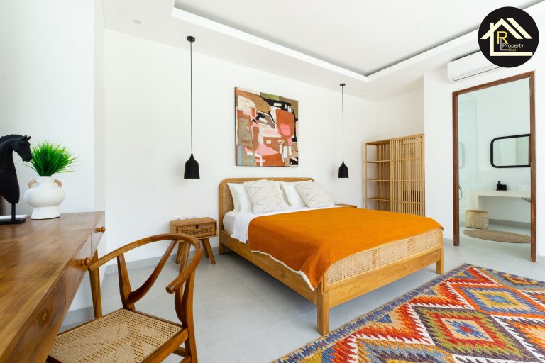 2BR Seseh Beach Villa (12)