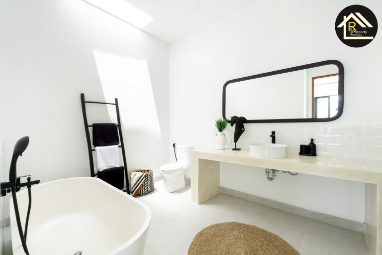 2BR Seseh Beach Villa (13)