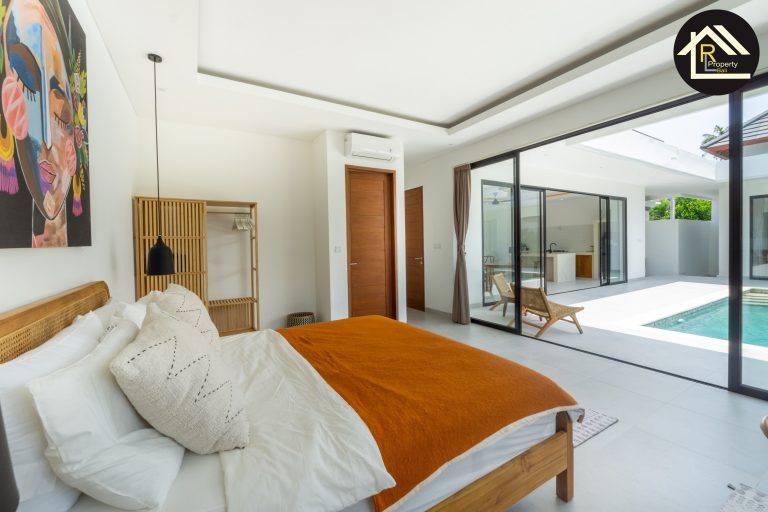 2BR Seseh Beach Villa (14)