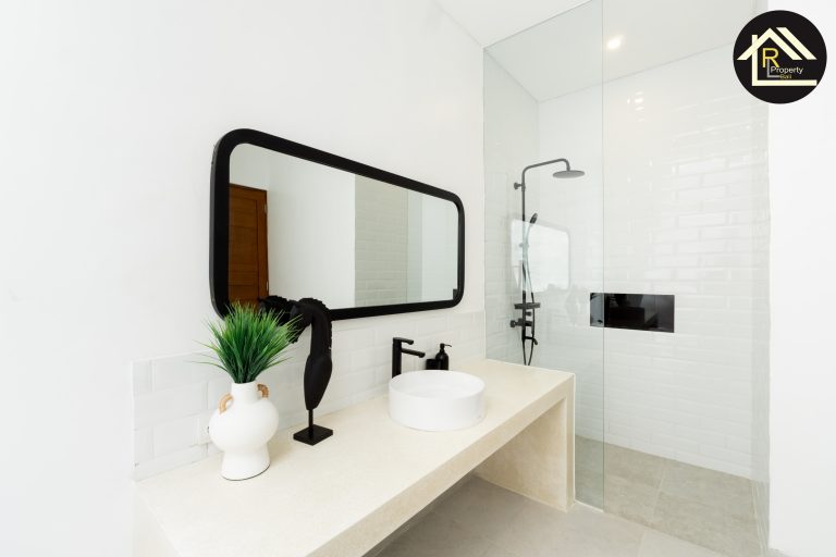2BR Seseh Beach Villa (16)