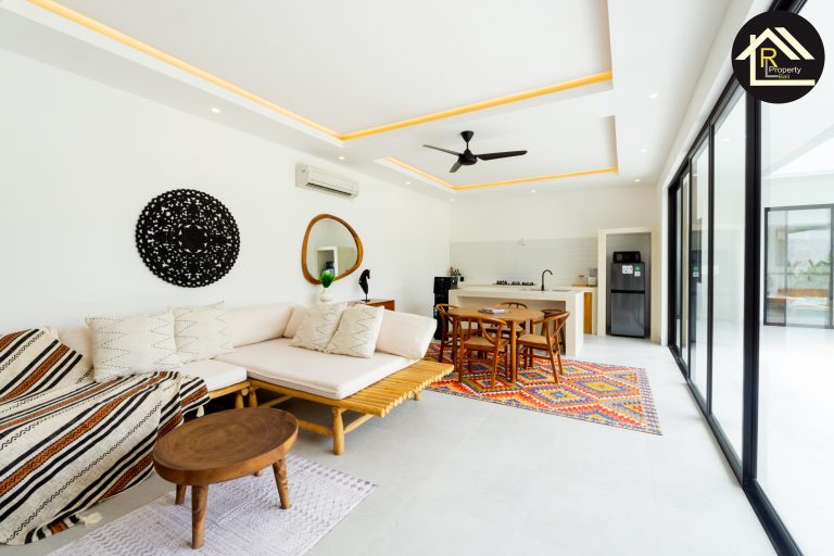2BR Seseh Beach Villa (25)