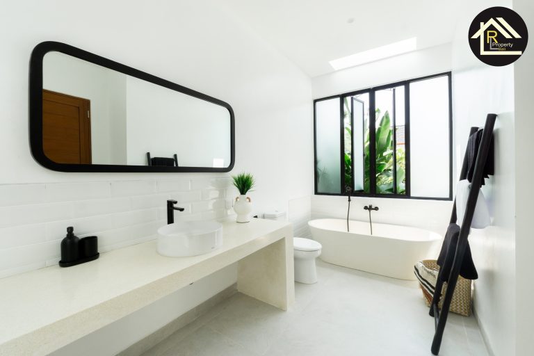2BR Seseh Beach Villa (35)
