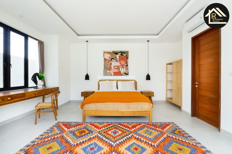 2BR Seseh Beach Villa (9)