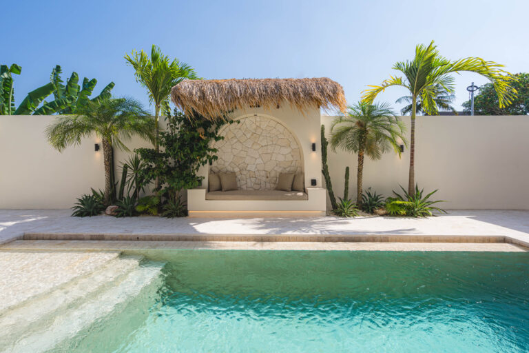 Pool (4)